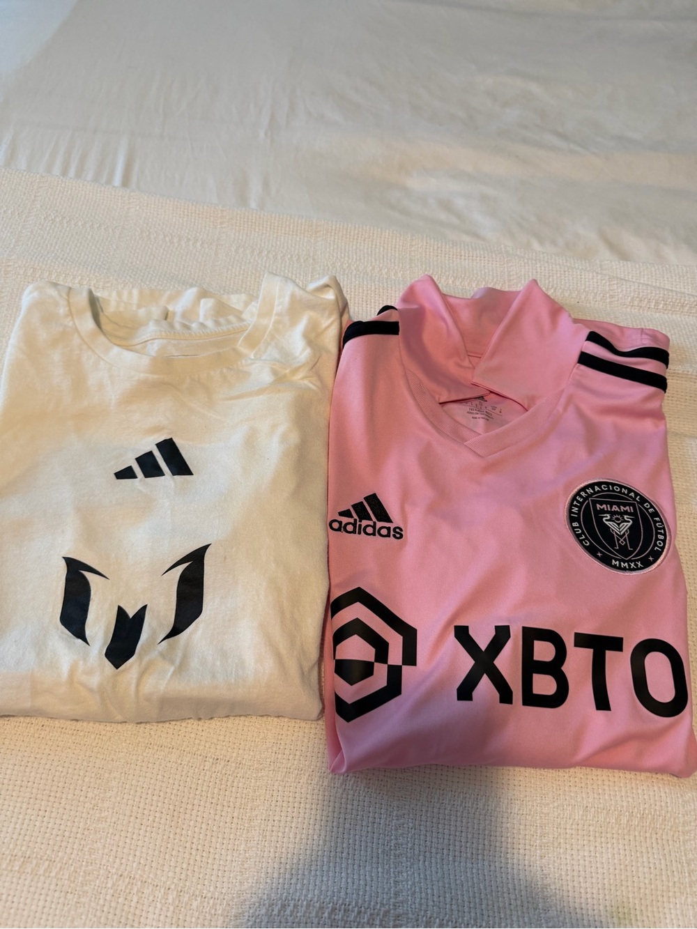 MESSI adidas MENS MEDIUM Pink & White Soccer Jerseys - Miami CF Style